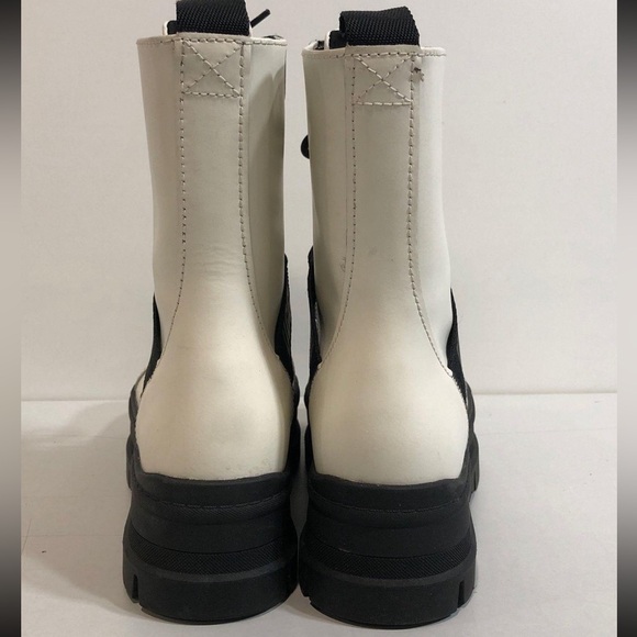 Women’s UGG Sheena White Leather Lace Up Platform Boot Size 6.5M - Picture 9 of 13